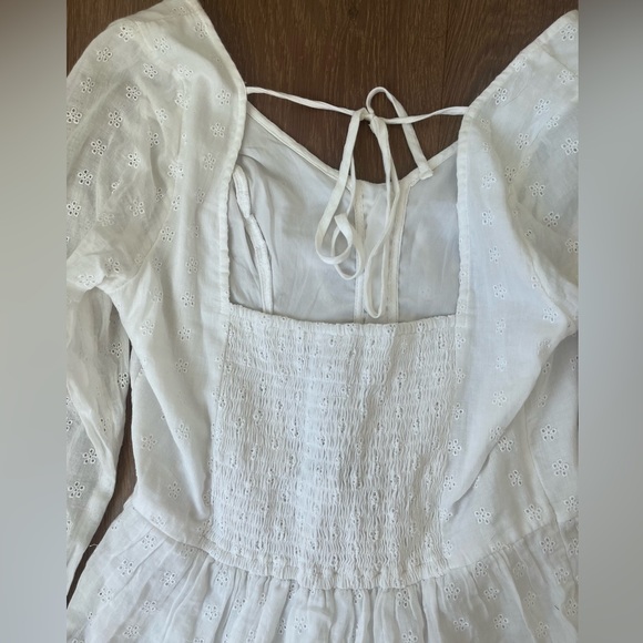 ✨NWT✨ Hollister | white eyelet square neck dress - Picture 8 of 12